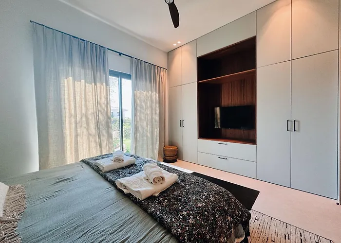 Du Golf Villa *